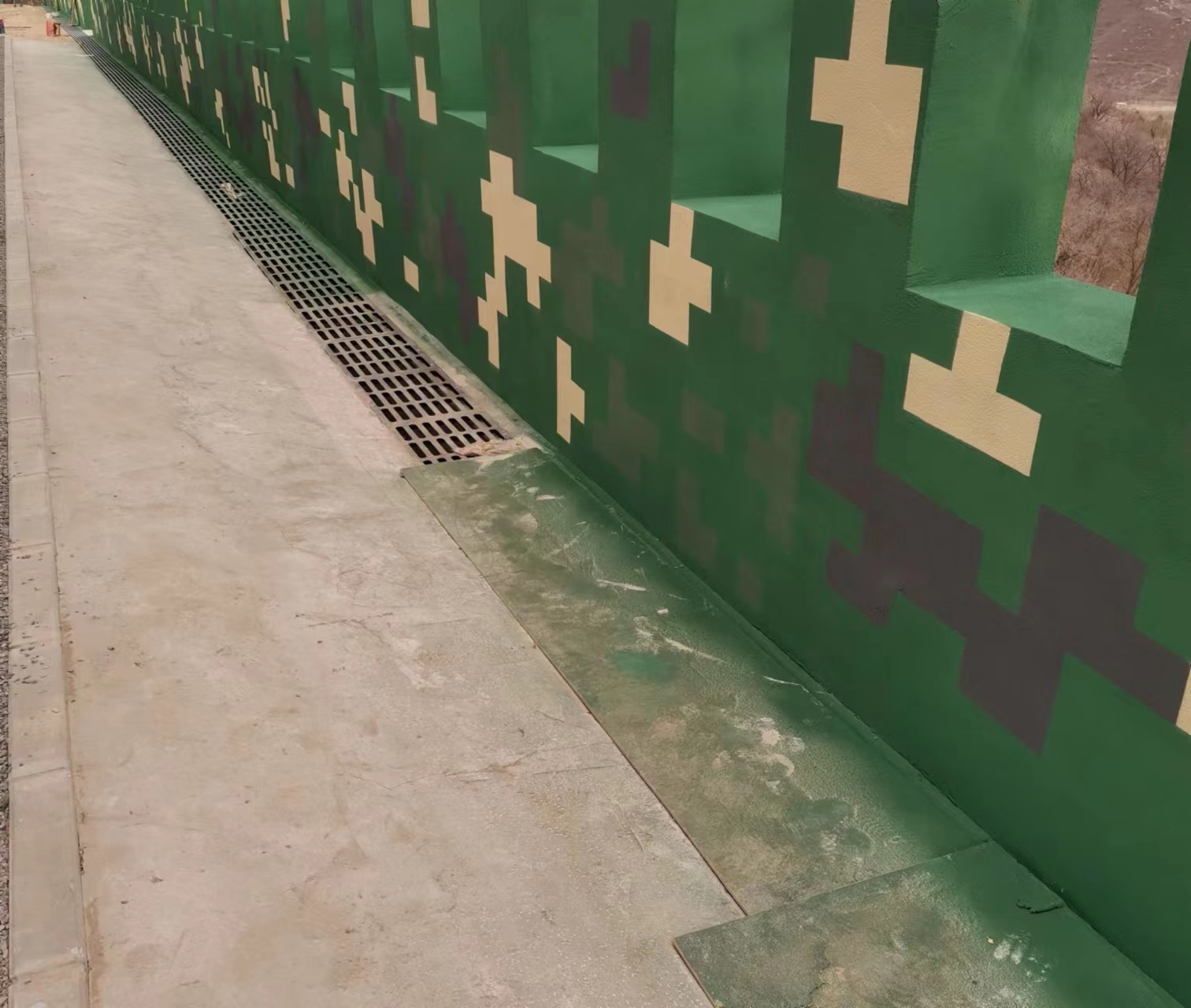 浙江围墙迷彩喷涂,数迷彩漆